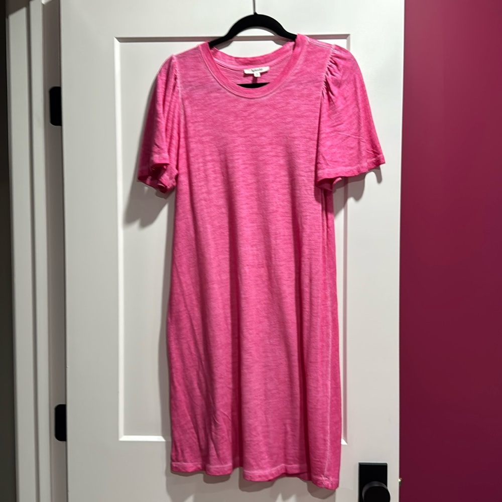 Splendid T-Shirt Dress. Bright Pink. XS. Like New!